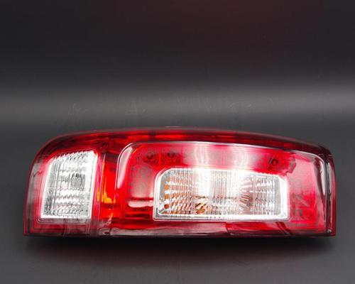 东风皮卡转向灯故障及维修方法（解决东风皮卡转向灯不亮）-第2张图片-好赞用车