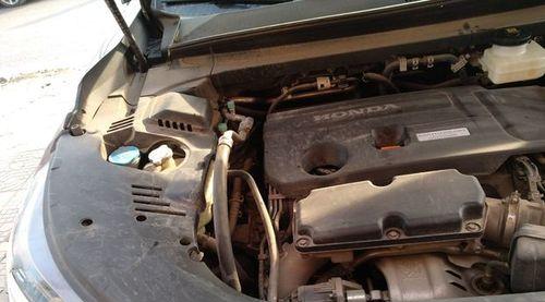 拆解本田冠道370转向灯的步骤与注意事项（学会正确拆卸转向灯）-第2张图片-好赞用车