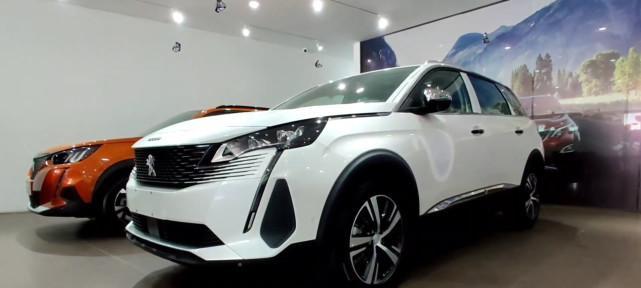 探索标致5008的转向灯设计与功能(解析标致5008转向灯的设计原理)-第2张图片-好赞用车 探索标致5008的转向灯设计与功能(解析标致5008转向灯的设计原理)-第2张图片-好赞用车