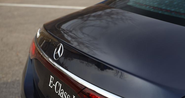 奔驰车转向灯闪的原因及解决方法(解密奔驰车转向灯闪烁的问题)-第2张图片-好赞用车 奔驰车转向灯闪的原因及解决方法(解密奔驰车转向灯闪烁的问题)-第2张图片-好赞用车