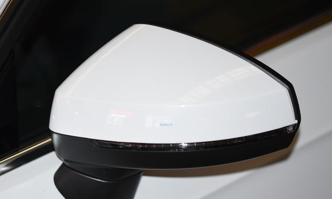 奥迪轻触转向灯怎么用?常见问题有哪些?-第1张图片-好赞用车 奥迪轻触转向灯怎么用?常见问题有哪些?-第1张图片-好赞用车