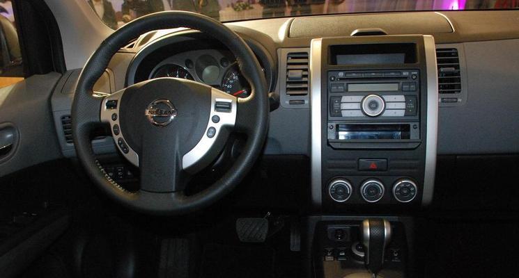 日产奇骏转向灯保险购买指南：哪里可以买到？-第3张图片-好赞用车