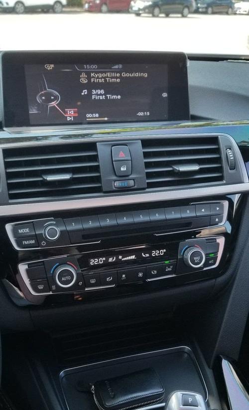 宝马3系转向灯闪烁设置怎么弄？常见问题解答-第1张图片-好赞用车