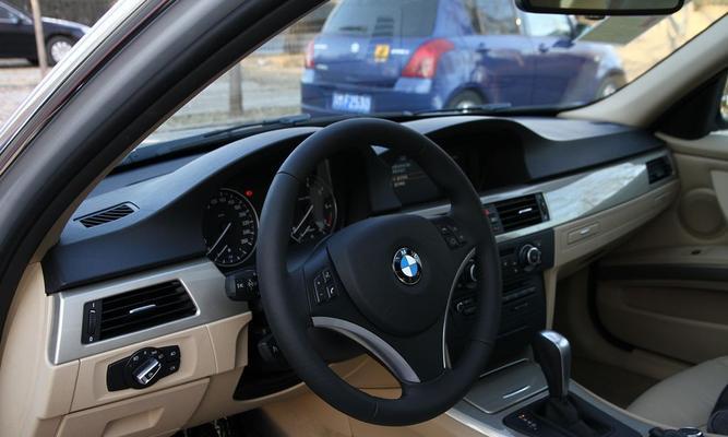 宝马3系转向灯闪烁设置怎么弄？常见问题解答-第2张图片-好赞用车