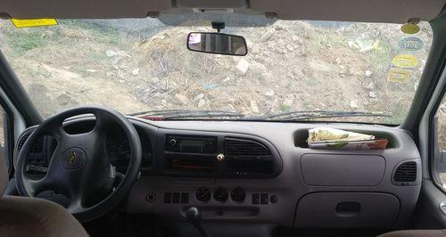 福特全顺左边转向灯全不亮，如何解决（解决福特全顺左边转向灯不亮的方法及注意事项）-第1张图片-好赞用车