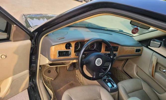 大众普桑转向灯保险丝大全（了解大众普桑转向灯保险丝的重要性及更换方法）-第1张图片-好赞用车