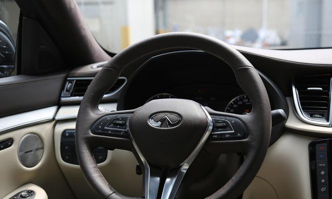 英菲尼迪方向盘左右转向灯不亮怎么办？常见故障解决方法是什么？-第2张图片-好赞用车
