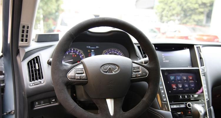 英菲尼迪方向盘左右转向灯不亮怎么办？常见故障解决方法是什么？-第3张图片-好赞用车