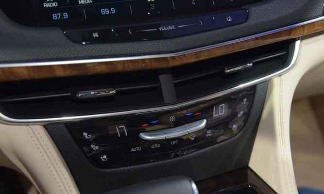 凯迪拉克转向灯不亮是什么原因？如何快速解决？-第1张图片-好赞用车