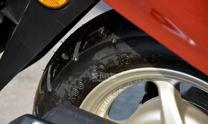 五羊本田踏板车如何更换转向灯？更换过程中需要注意什么？-第2张图片-好赞用车