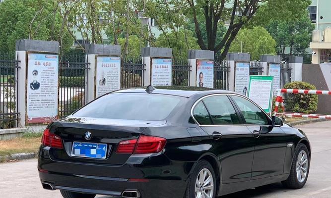 宝马523转向灯频率过快的原因及解决方法(探究宝马523转向灯频率过快的原因)-第1张图片-好赞用车 宝马523转向灯频率过快的原因及解决方法(探究宝马523转向灯频率过快的原因)-第1张图片-好赞用车