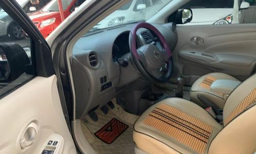 2012日产阳光刹车灯更换位置在哪里?如何更换?-第1张图片-好赞用车 2012日产阳光刹车灯更换位置在哪里?如何更换?-第1张图片-好赞用车