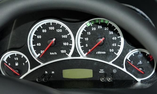 依维柯转向灯线怎么更换?常见问题有哪些?-第1张图片-好赞用车 依维柯转向灯线怎么更换?常见问题有哪些?-第1张图片-好赞用车