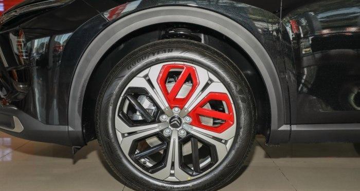 凡尔赛轮胎型号有哪些?如何选择适合自己的凡尔赛轮胎型号?-第2张图片-好赞用车 凡尔赛轮胎型号有哪些?如何选择适合自己的凡尔赛轮胎型号?-第2张图片-好赞用车