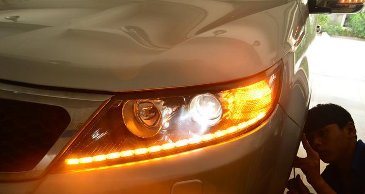 拆解起亚转向灯的步骤与注意事项（简明教程）-第1张图片-好赞用车