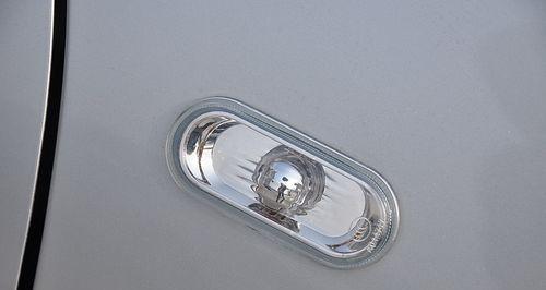 大众宝来转向灯(揭秘大众宝来转向灯的神秘故障现象)-第2张图片-好赞用车 大众宝来转向灯(揭秘大众宝来转向灯的神秘故障现象)-第2张图片-好赞用车