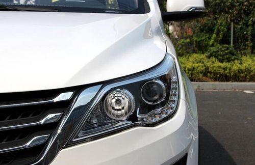 宝骏630换左右转向灯总成拆卸方法是什么?步骤详细吗?-第2张图片-好赞用车 宝骏630换左右转向灯总成拆卸方法是什么?步骤详细吗?-第2张图片-好赞用车