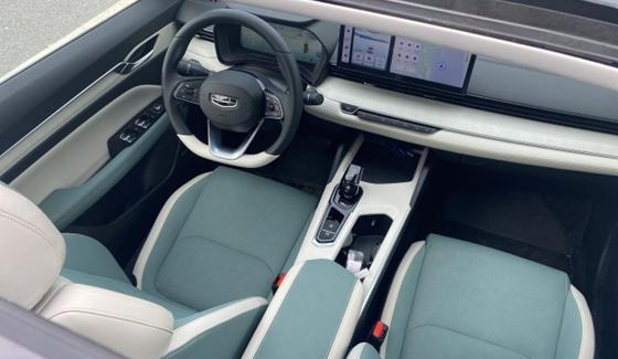 吉利帝豪雷神L混动档位（重新定义混动驾驶的新标杆）-第2张图片-好赞用车