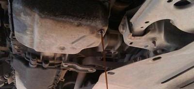 探究变速箱油正常颜色的重要性(变速箱油颜色作为车辆健康状况的关键指标)-第1张图片-好赞用车 探究变速箱油正常颜色的重要性(变速箱油颜色作为车辆健康状况的关键指标)-第1张图片-好赞用车