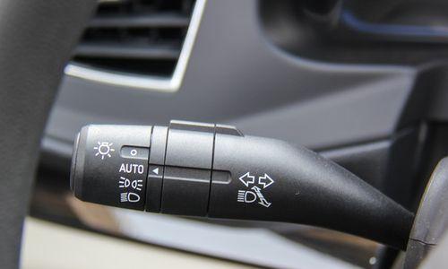 荣威360倒车镜转向灯更换方法？需要多长时间？-第1张图片-好赞用车