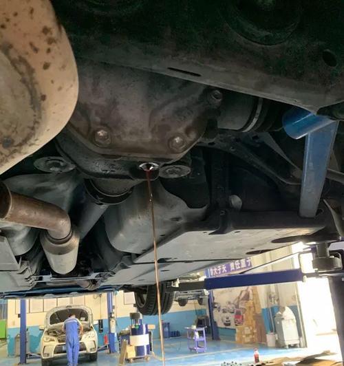 探究变速箱油正常颜色的重要性(变速箱油颜色作为车辆健康状况的关键指标)-第2张图片-好赞用车 探究变速箱油正常颜色的重要性(变速箱油颜色作为车辆健康状况的关键指标)-第2张图片-好赞用车