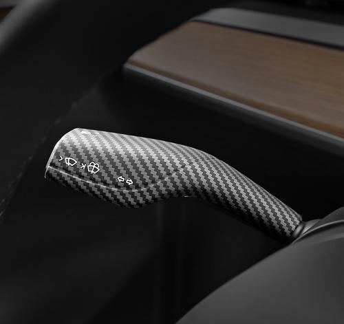 特斯拉档位最下面标志的含义揭秘(探索特斯拉车辆中标志的起源与意义)-第1张图片-好赞用车 特斯拉档位最下面标志的含义揭秘(探索特斯拉车辆中标志的起源与意义)-第1张图片-好赞用车