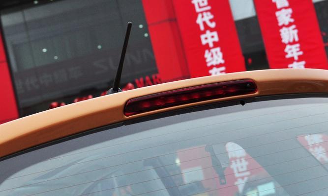 东风日产阳光刹车灯不亮怎么办？更换方法是什么？-第3张图片-好赞用车