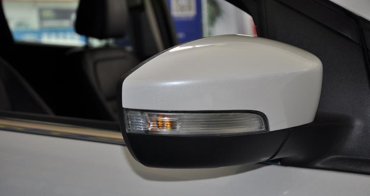 福特翼虎转向灯关闭方法（解决福特翼虎转向灯闪烁问题的简易方法）-第2张图片-好赞用车