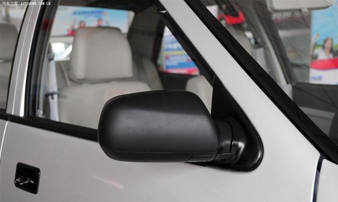 长安汽车后视镜右转向灯玻璃盖如何打开?需要哪些步骤?-第1张图片-好赞用车 长安汽车后视镜右转向灯玻璃盖如何打开?需要哪些步骤?-第1张图片-好赞用车