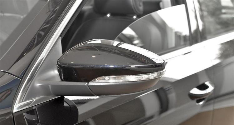 揭秘大众帕萨特转向灯的神秘型号（探索大众帕萨特转向灯的型号和技术特点）-第2张图片-好赞用车