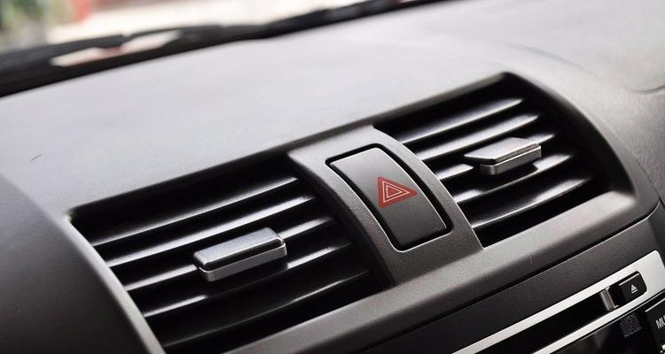 长安转向灯声音小问题的原因及解决方法（长安车转向灯声音小的调整方法及注意事项）-第1张图片-好赞用车