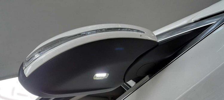 奔驰c180后边两个转向灯都不亮怎么办？如何快速解决？-第1张图片-好赞用车