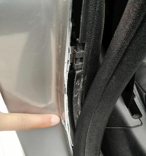 奔驰c180后边两个转向灯都不亮怎么办？如何快速解决？-第3张图片-好赞用车