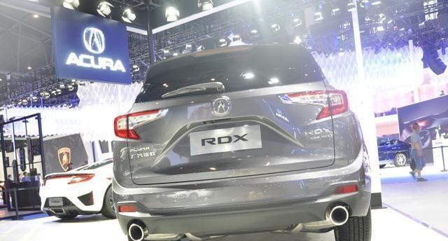 如何更换转向灯（简单易行）-第1张图片-好赞用车