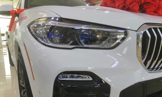 雷克萨斯ES200转向灯改装指南（打造个性化独特的转向灯）-第2张图片-好赞用车