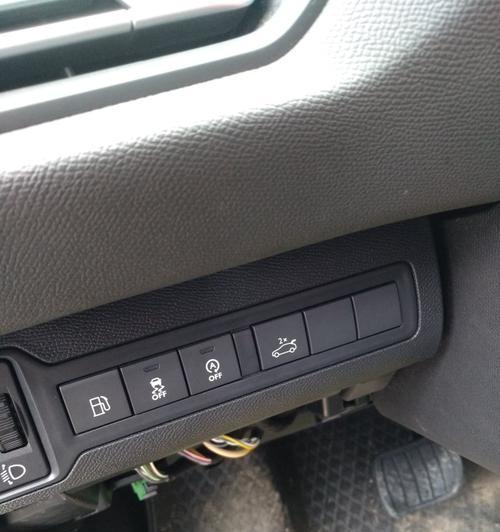 标致308转向灯无声怎么办？故障原因及解决方法是什么？-第1张图片-好赞用车