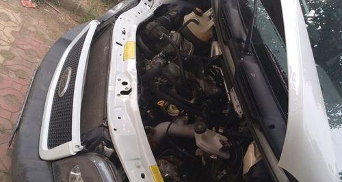 福特全顺2018款转向灯继电器在哪里？如何更换？-第1张图片-好赞用车