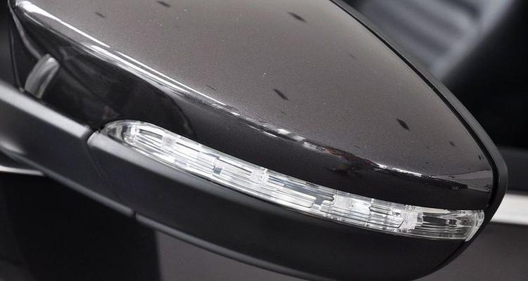 大众迈腾330转向灯有哪些种类？价格是多少？-第1张图片-好赞用车