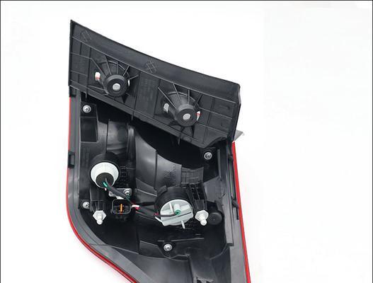 哈弗H2转向灯打开的原因与解决方法（探索哈弗H2转向灯故障的根源与应对策略）-第3张图片-好赞用车