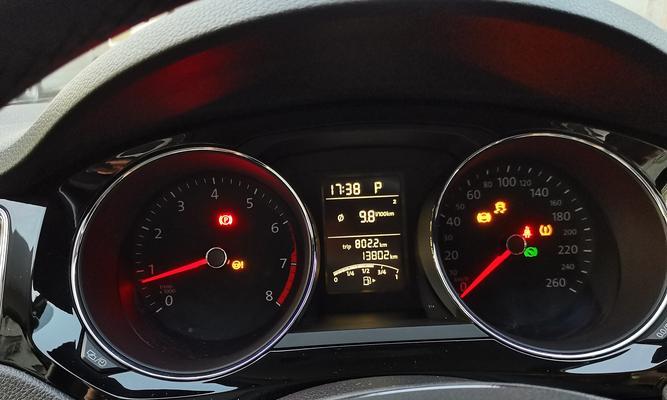 大众速腾打转向灯声音设置方法（解决大众速腾转向灯噪音问题的简单方法）-第1张图片-好赞用车