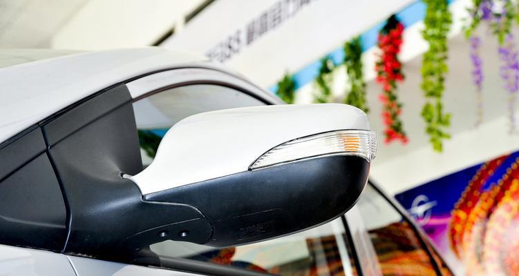 海马M3转向灯价格表及购买指南（海马M3转向灯价格一览）-第1张图片-好赞用车