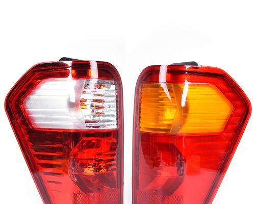 揭秘五菱之光转向灯的隐藏位置（探寻五菱之光车灯的神秘秘密）-第2张图片-好赞用车