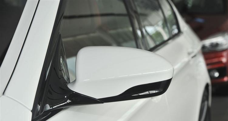 宝马转向灯品牌大揭秘（探究宝马转向灯背后的品牌之谜）-第2张图片-好赞用车