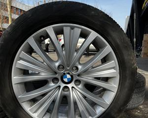 宝马X5轮胎型号选择指南（选择合适的轮胎）-第3张图片-好赞用车