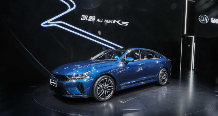 起亚K5凯酷原车转向灯的功能与特点（了解起亚K5凯酷原车转向灯的设计理念与亮点）-第2张图片-好赞用车